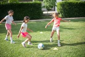 旧金山巨人队核心波西（Buster Posey）在 2025 选秀日展现极强的决策力